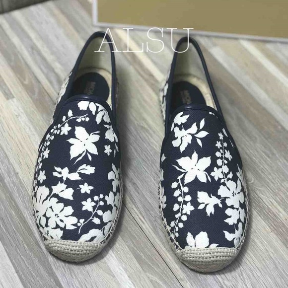 Michael Kors Hastings Espadrille Canvas Navy White - Picture 4 of 8